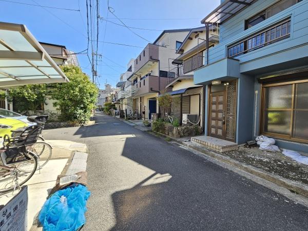 茨木市東奈良２丁目の中古一戸建て