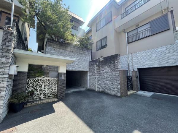 茨木市北春日丘２丁目の中古一戸建て