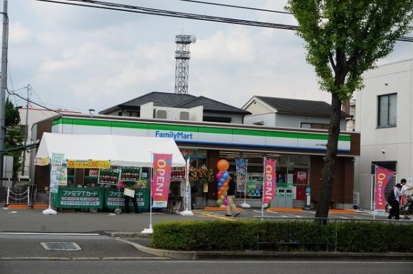 茨木レックスマンションB棟(ファミリーマート茨木中穂積店)