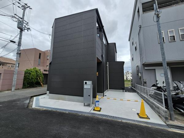 茨木市西河原北町　新築戸建