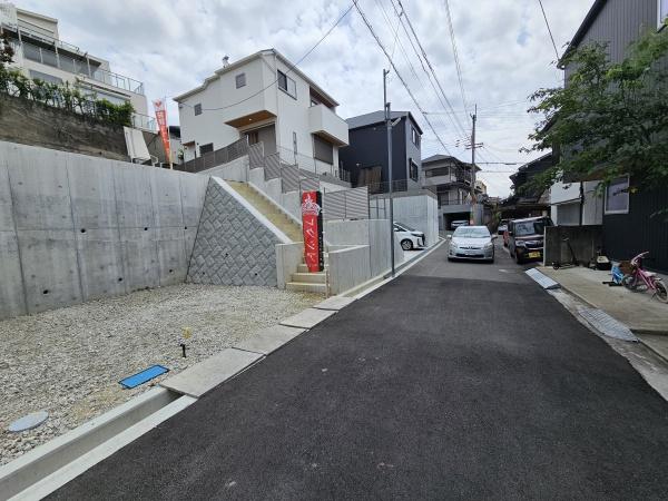 茨木市北春日丘４丁目の土地
