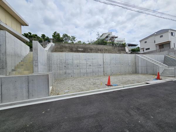 茨木市北春日丘４丁目の土地
