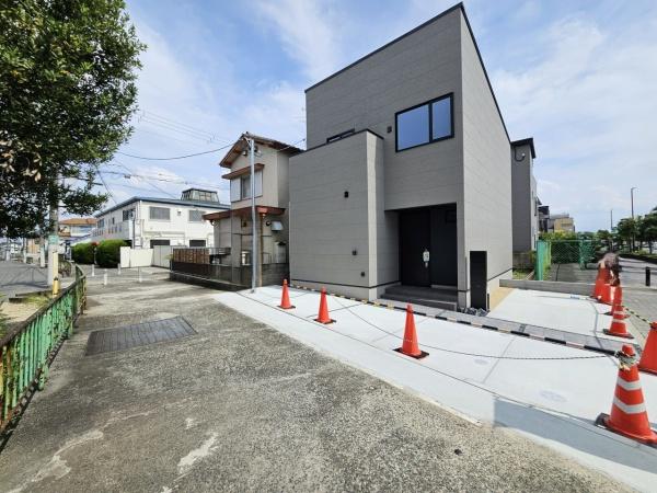 茨木市鮎川３丁目　新築戸建