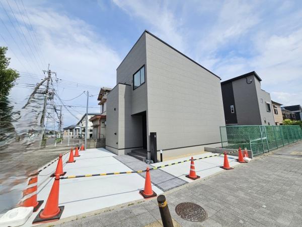 茨木市鮎川３丁目　新築戸建