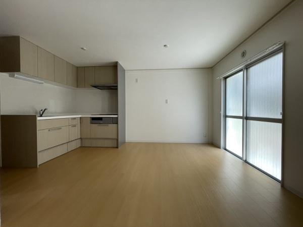 茨木市春日４丁目　中古テラスハウス