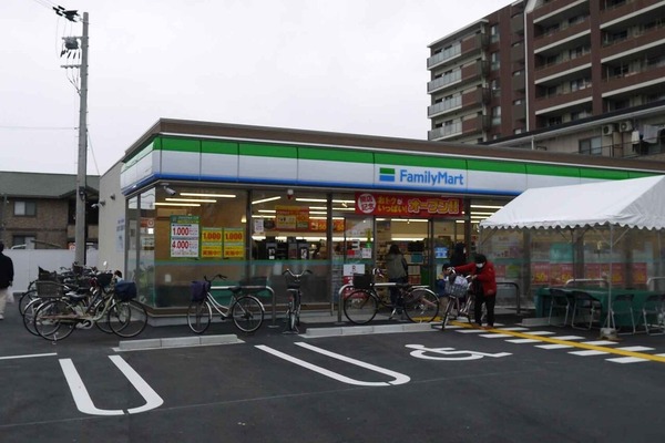 高槻市城南町2丁目 新築戸建(ファミリーマート高槻土橋町店)