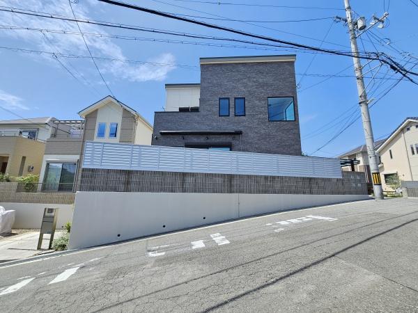 茨木市南春日丘７丁目　中古戸建