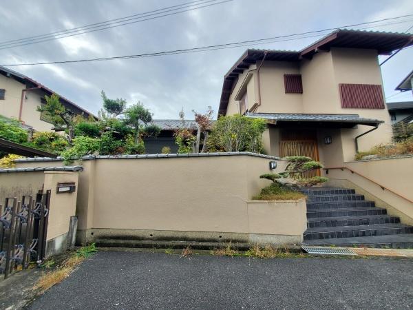 茨木市北春日丘４丁目の中古一戸建て