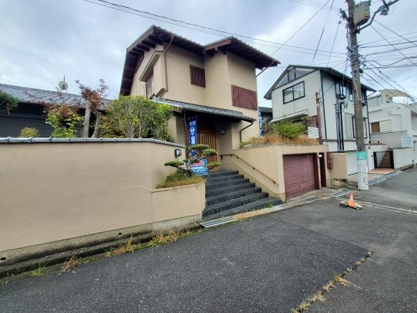 茨木市北春日丘４丁目の中古一戸建て