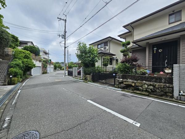 茨木市南春日丘７丁目　中古戸建