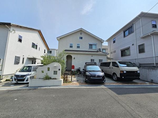 茨木市南春日丘7丁目　中古戸建