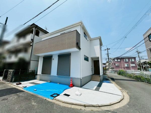 高槻市大冠町１丁目　新築戸建