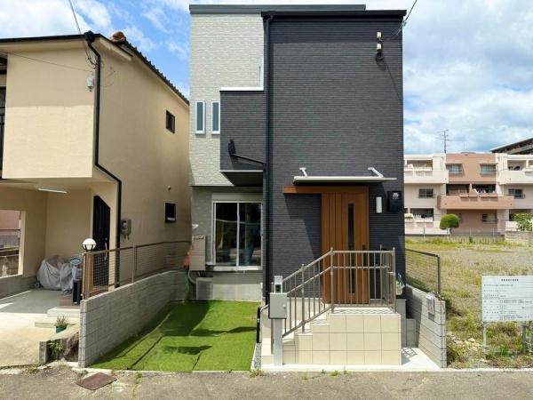 高槻市赤大路町　新築戸建