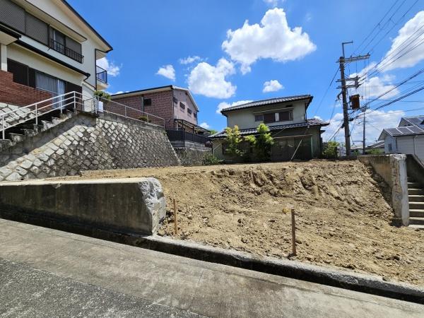 茨木市北春日丘３丁目の土地