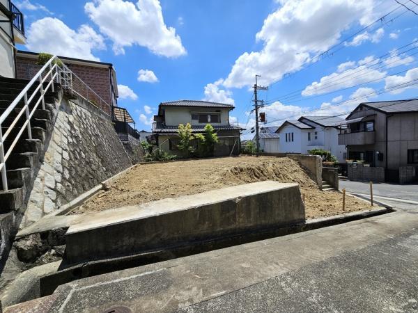茨木市北春日丘３丁目の土地