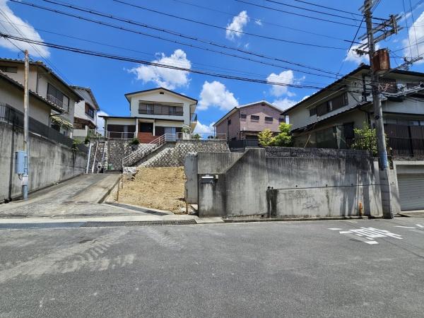 茨木市北春日丘３丁目の土地