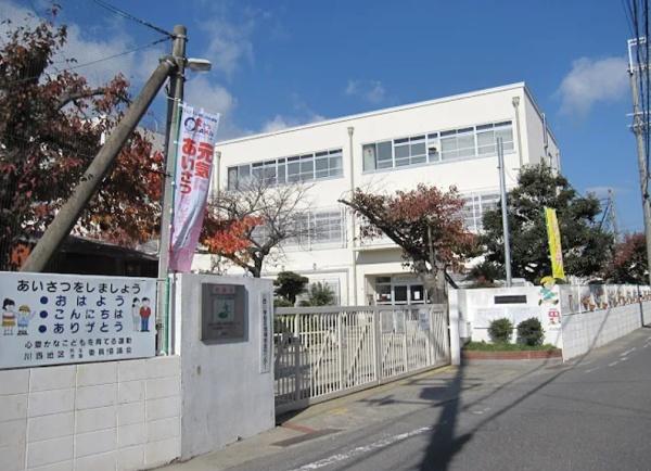 高槻市川西町2丁目　新築戸建(高槻市立川西小学校)