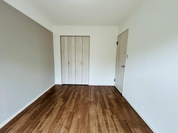 マイシティー高槻(洋室)