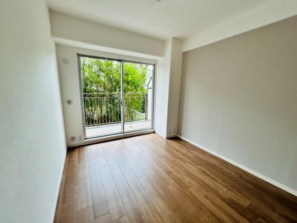 マイシティー高槻(洋室)