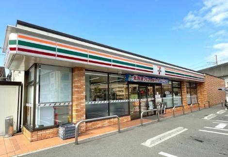 茨木市島2丁目　新築戸建　4号地(セブンイレブン茨木新和町店)