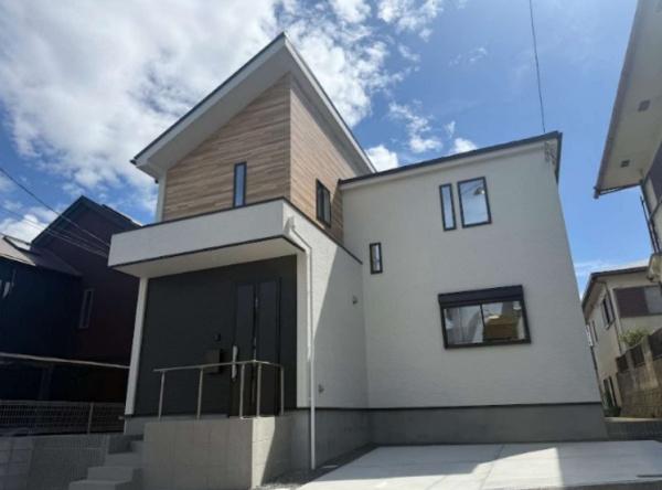 高槻市南平台1丁目　新築戸建