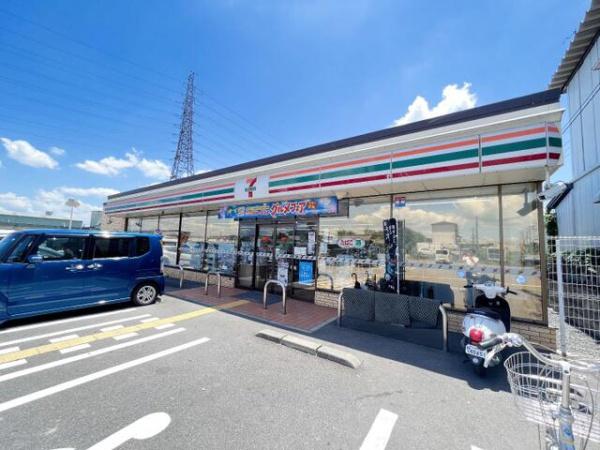 第二茨木ビューハイツ8号棟(セブンイレブン茨木目垣2丁目店)