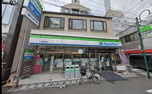 ステーシア高槻(ファミリーマート　富田駅前店)