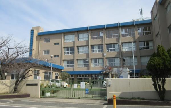 摂津市鳥飼野々3丁目の中古一戸建て(摂津市立鳥飼北小学校)