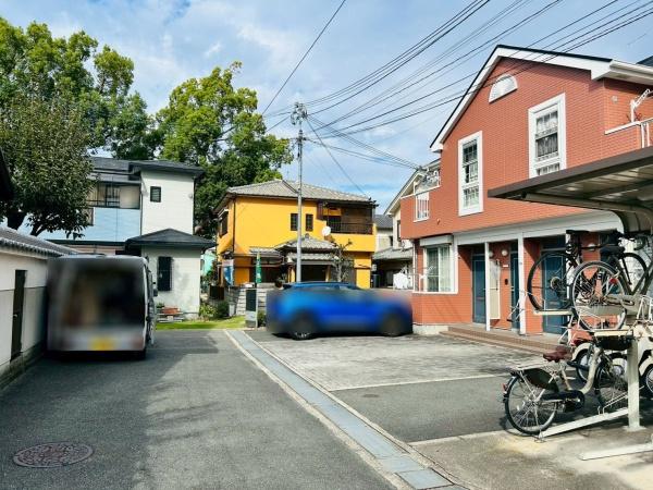 茨木市田中町の中古一戸建て(前面道路含む現地写真)