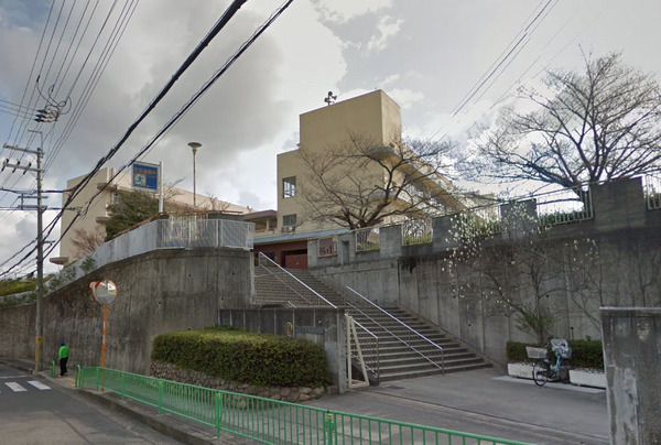 茨木市北春日丘１丁目の土地(茨木市立沢池小学校)