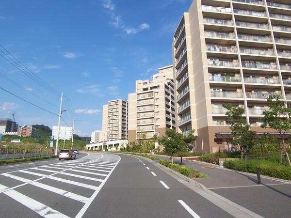 ジオ彩都みなみ坂四番館
