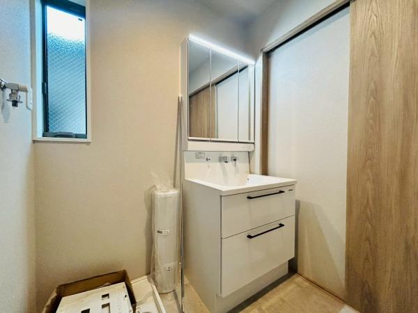 茨木市郡3丁目　新築戸建