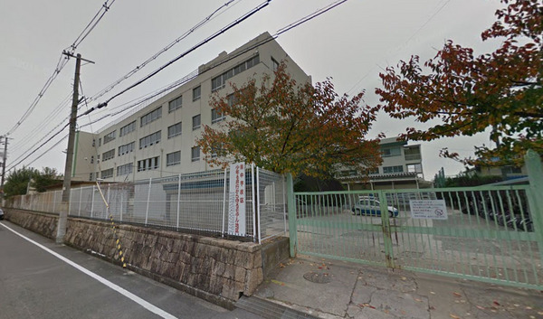 茨木市水尾２丁目の中古一戸建て(茨木市立水尾小学校)