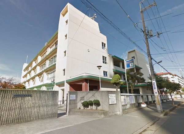 茨木市大池２丁目の中古一戸建て(茨木市立平田中学校)