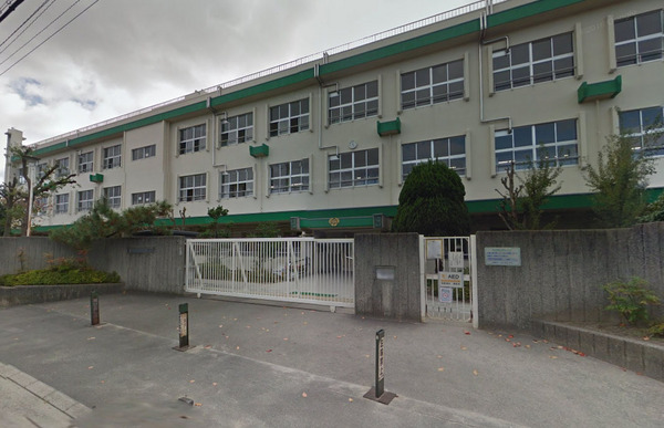 茨木市橋の内３丁目の中古一戸建て(茨木市立東小学校)