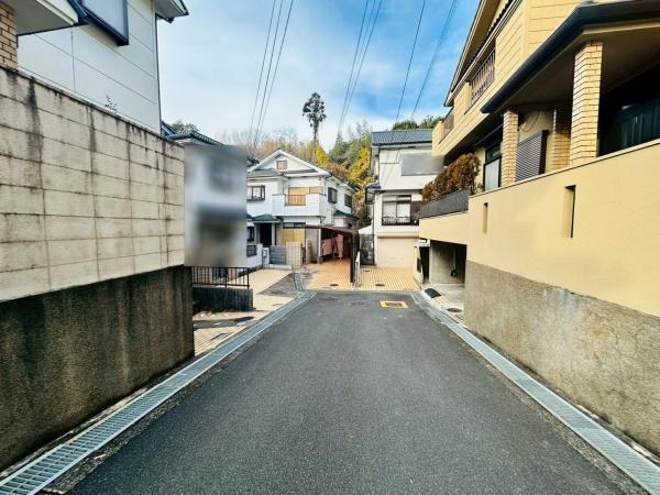 茨木市西安威2丁目　中古戸建