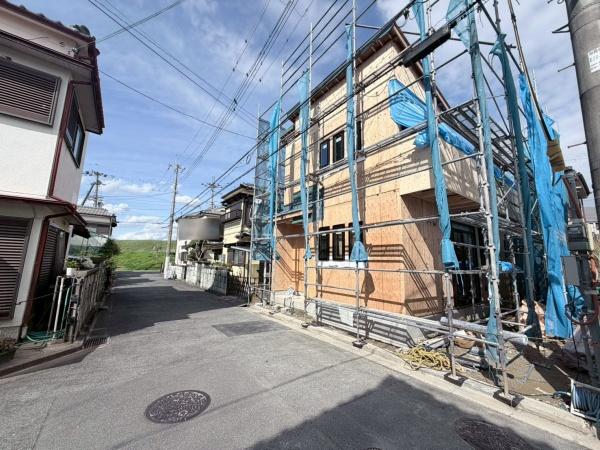 高槻市芝生町2丁目　新築戸建
