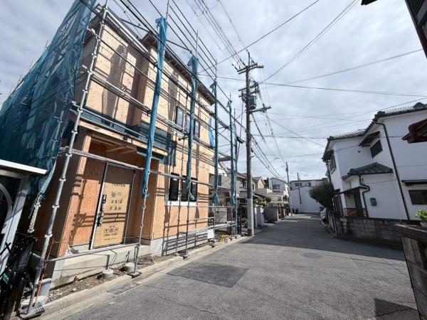 高槻市芝生町2丁目　新築戸建