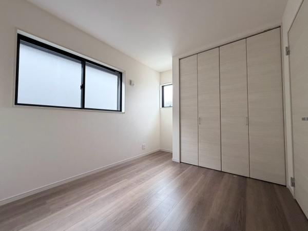 茨木市上野町　新築戸建　4号棟