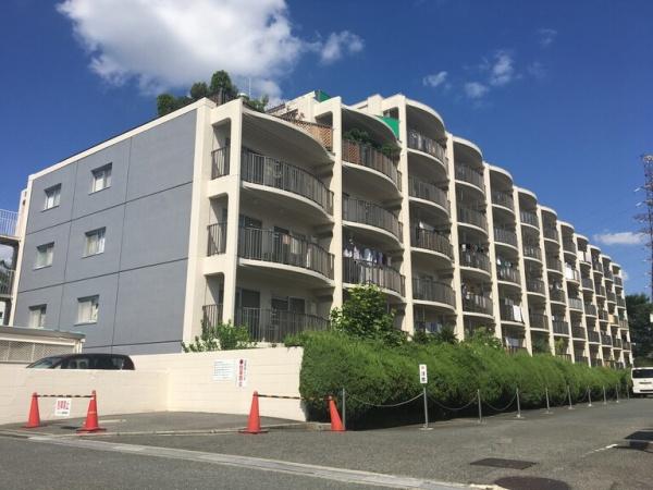 さんくれーる高槻二棟
