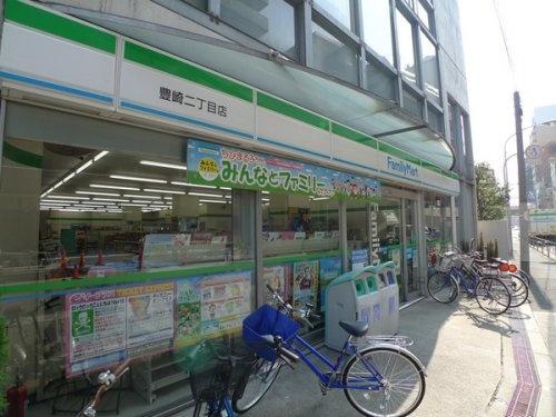 メゾン北梅田(ファミリーマート豊崎二丁目店)