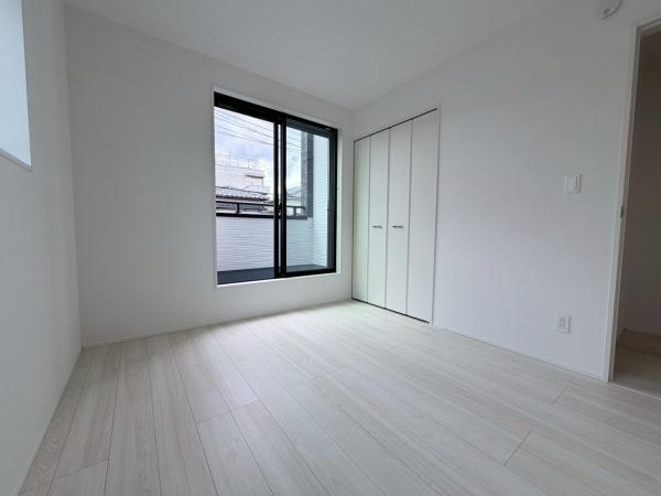 高槻市芝生町3丁目　新築戸建