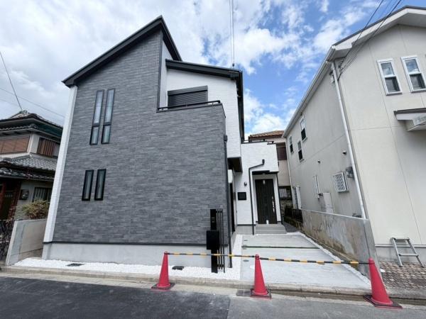 高槻市芝生町3丁目　新築戸建