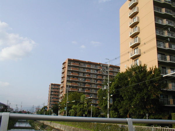 東茨木ハイタウン白川高層住宅８号棟