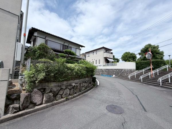 茨木市美沢町　中古戸建