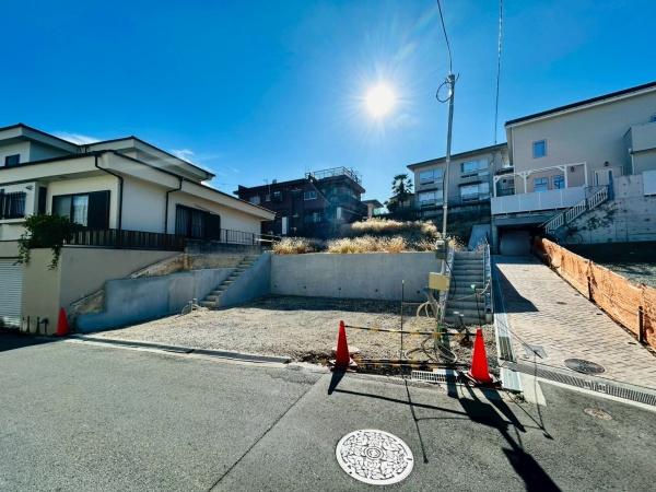 茨木市南春日丘5丁目　新築戸建