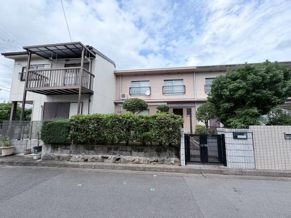 茨木市新郡山2丁目　中古テラスハウス