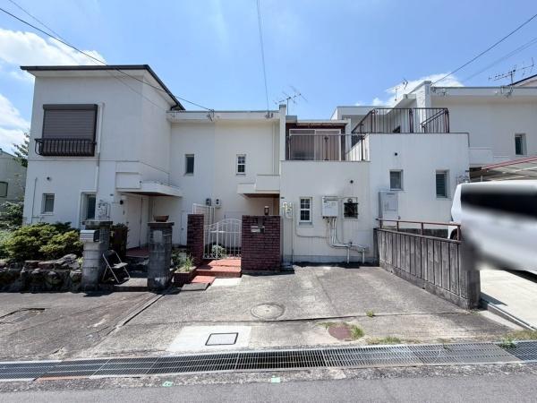 茨木市山手台4丁目　中古テラスハウス