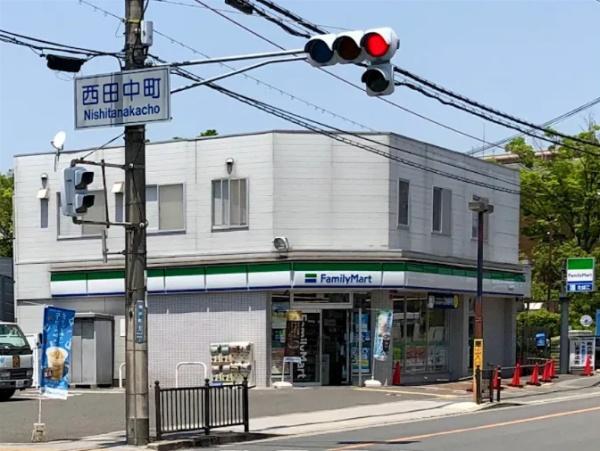 ジェイグラン・エル茨木(ファミリーマート茨木畑田町店)