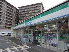 茨木市大池２丁目の土地(ファミリーマート茨木大池一丁目店)